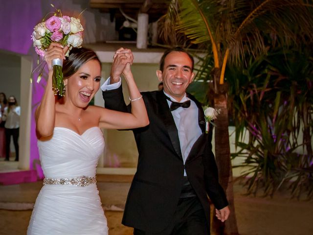 La boda de Max y Aime en Mazatlán, Sinaloa 53