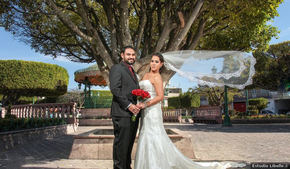 La boda de Mario y Lupita en Santiago Maravatío, Guanajuato