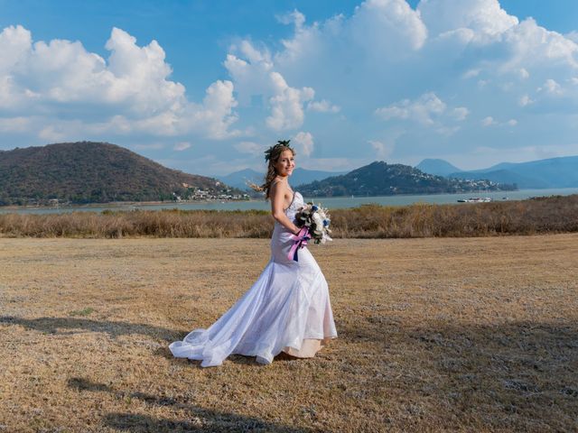 La boda de José y Jimena en Valle de Bravo, Estado México 37