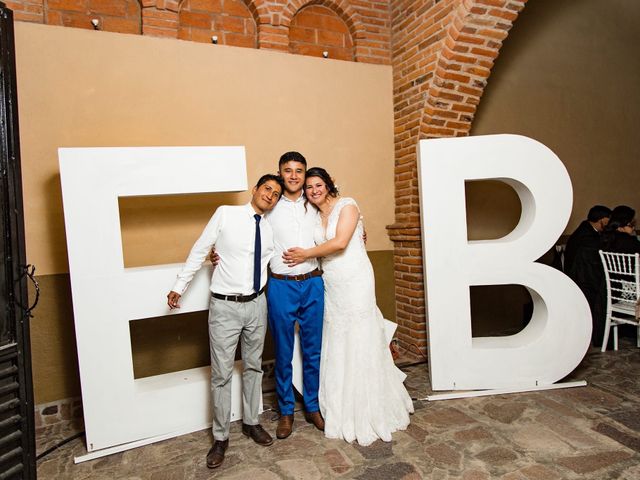 La boda de Braulio  y Estefanía  en Doctor Mora, Guanajuato 3