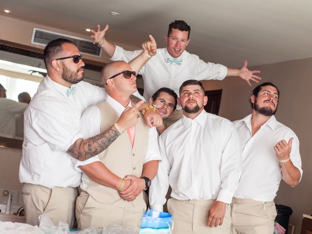 La boda de Ongaro y Estes en Cancún, Quintana Roo 7