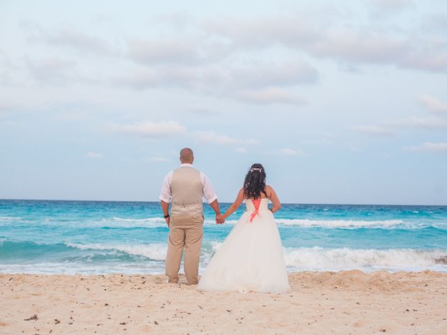 La boda de Ongaro y Estes en Cancún, Quintana Roo 50