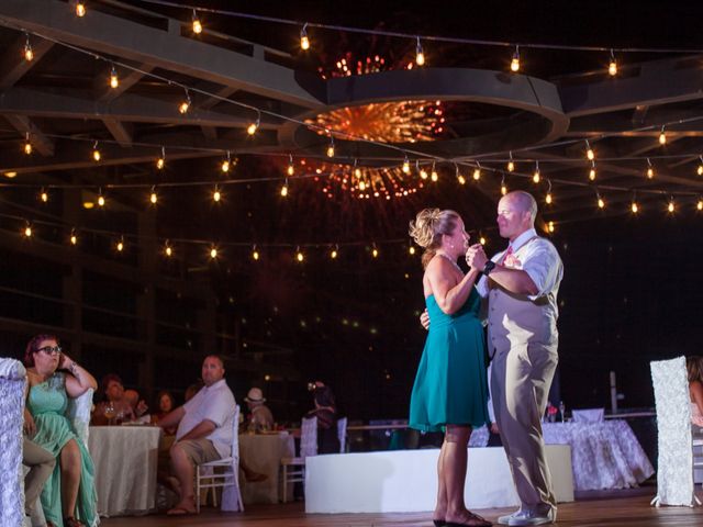 La boda de Ongaro y Estes en Cancún, Quintana Roo 59