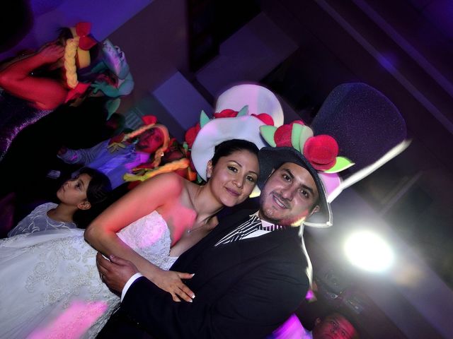 La boda de Alberto y Yutzil en Nezahualcóyotl, Estado México 31