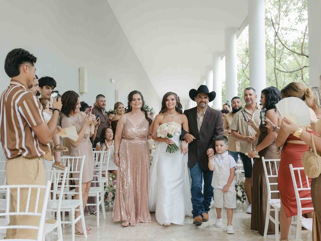 La boda de Mauricio y Mavelyn en Puerto Morelos, Quintana Roo 18