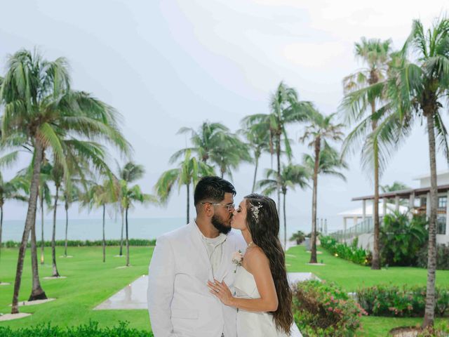 La boda de Mauricio y Mavelyn en Puerto Morelos, Quintana Roo 25