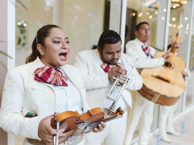 La boda de Mauricio y Mavelyn en Puerto Morelos, Quintana Roo 27