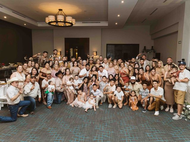 La boda de Mauricio y Mavelyn en Puerto Morelos, Quintana Roo 33