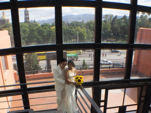 La boda de Israel Solano y Karina Chavez en San Luis Potosí, San Luis Potosí 22