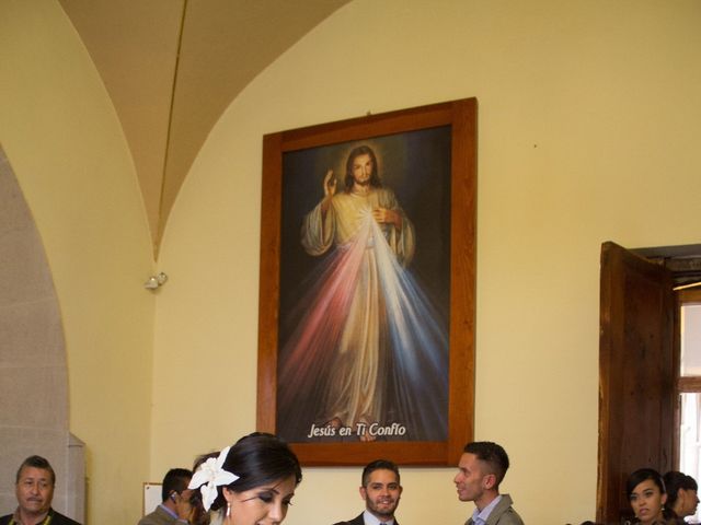 La boda de Israel Solano y Karina Chavez en San Luis Potosí, San Luis Potosí 27