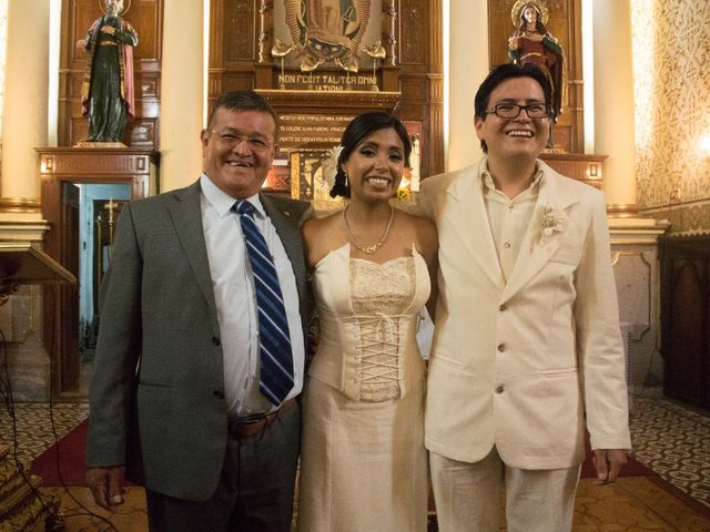La boda de Israel Solano y Karina Chavez en San Luis Potosí, San Luis Potosí 99