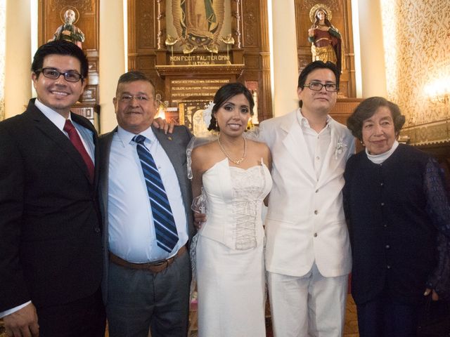 La boda de Israel Solano y Karina Chavez en San Luis Potosí, San Luis Potosí 100