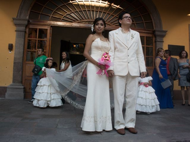 La boda de Israel Solano y Karina Chavez en San Luis Potosí, San Luis Potosí 107
