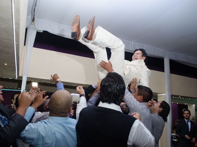 La boda de Israel Solano y Karina Chavez en San Luis Potosí, San Luis Potosí 127