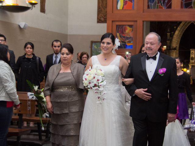 La boda de Joss y Ana Lilia en Uruapan, Michoacán 24