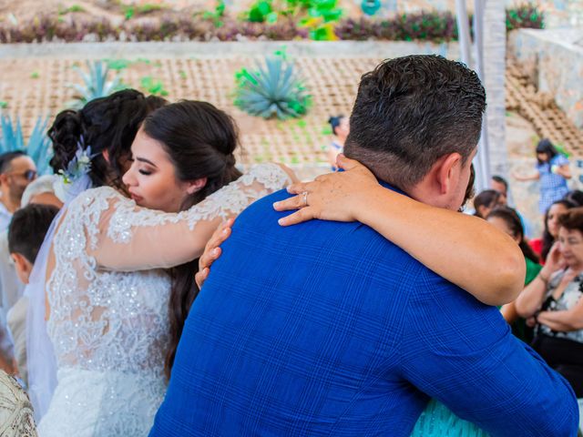 La boda de Francisco y Marylen en Huatulco, Oaxaca 12