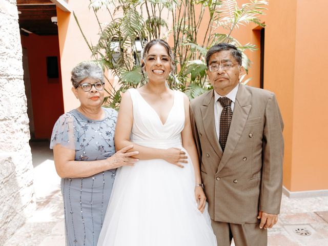 La boda de Anahí y Carlos Guillermo en San Luis Potosí, San Luis Potosí 5