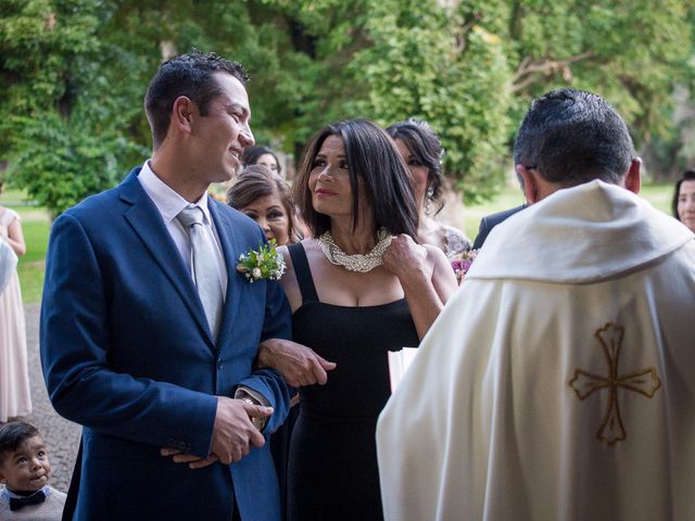 La boda de Manuel y Alma en Tzintzuntzan, Michoacán 9