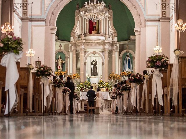 La boda de Manuel y Alma en Tzintzuntzan, Michoacán 11