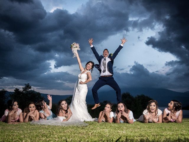 La boda de Manuel y Alma en Tzintzuntzan, Michoacán 25