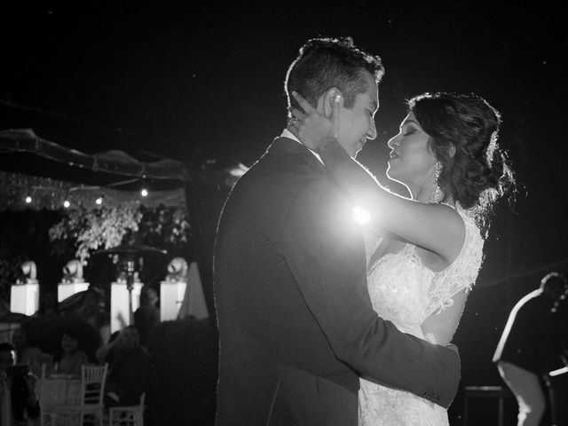 La boda de Manuel y Alma en Tzintzuntzan, Michoacán 35