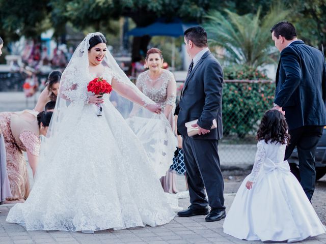 La boda de Misael y Fernanda en Mazatlán, Sinaloa 35