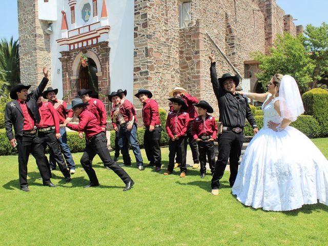 La boda de Novio y Novia en Otumba, Estado México 10