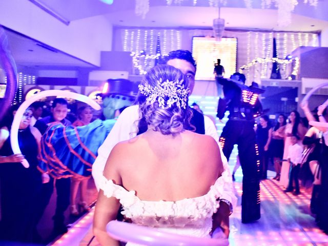 La boda de Sharlin y Víctor en Cancún, Quintana Roo 45