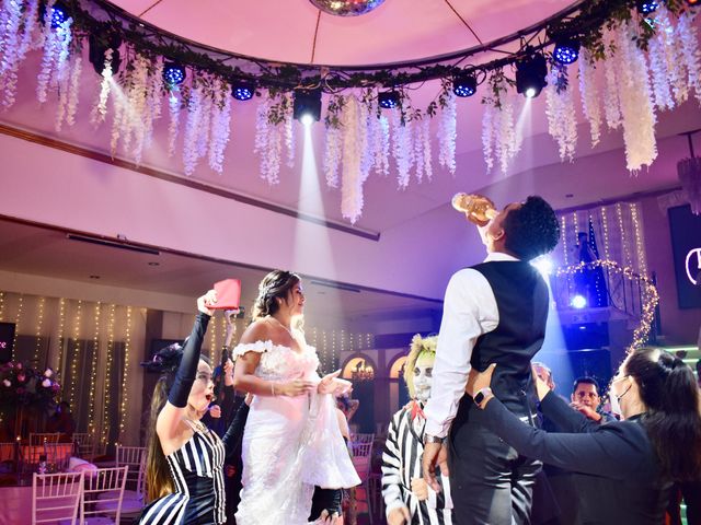 La boda de Sharlin y Víctor en Cancún, Quintana Roo 52