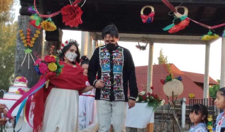 La boda de Esaú  y Thania  en Tzintzuntzan, Michoacán