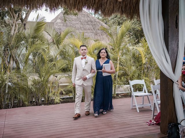 La boda de Gustavo y Ariadna en Cozumel, Quintana Roo 18