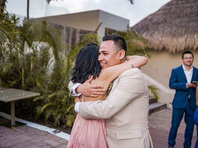 La boda de Gustavo y Ariadna en Cozumel, Quintana Roo 33