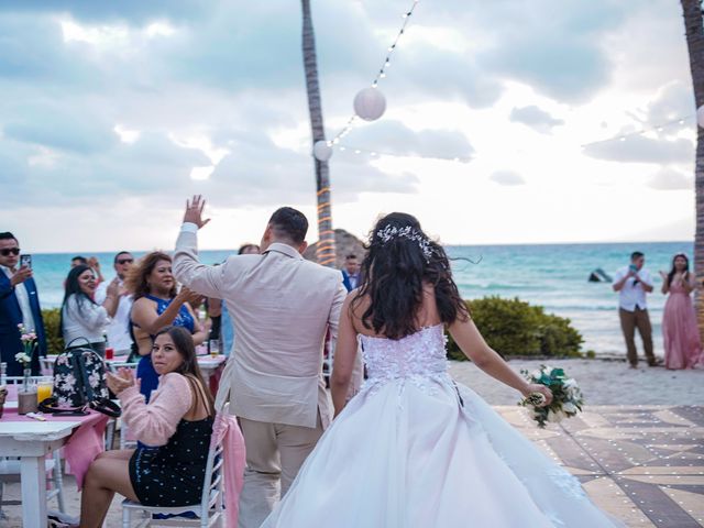 La boda de Gustavo y Ariadna en Cozumel, Quintana Roo 55