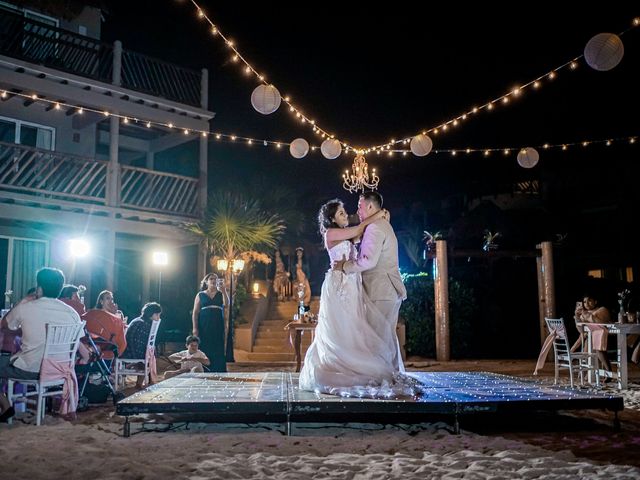 La boda de Gustavo y Ariadna en Cozumel, Quintana Roo 63