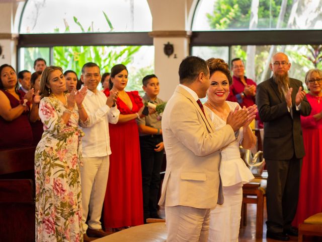 La boda de Cristian y Carmen en Temixco, Morelos 9