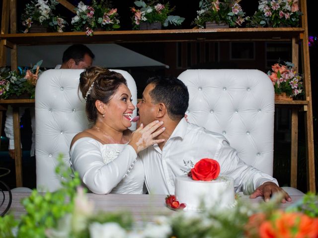 La boda de Cristian y Carmen en Temixco, Morelos 61