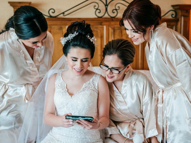 La boda de Javier y Maru en Guaymas-San Carlos, Sonora 27