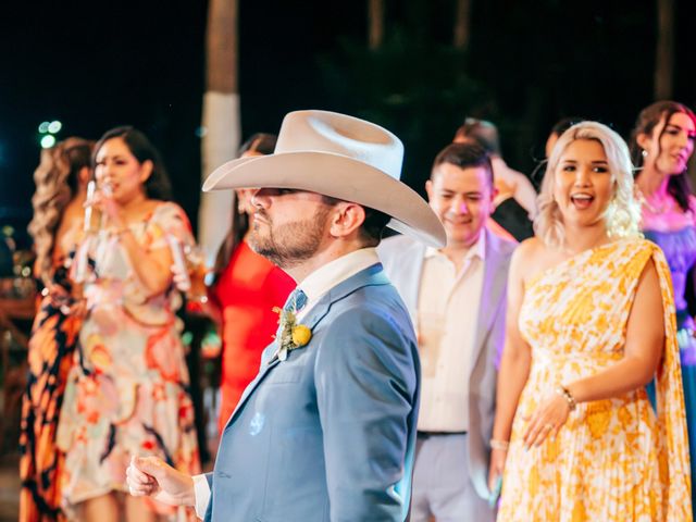 La boda de Javier y Maru en Guaymas-San Carlos, Sonora 97