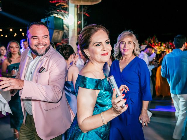 La boda de Javier y Maru en Guaymas-San Carlos, Sonora 114