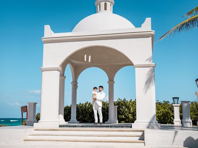 La boda de Hector y Brenda en Tulum, Quintana Roo 31