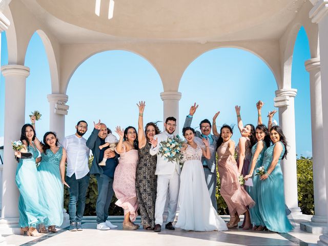 La boda de Hector y Brenda en Tulum, Quintana Roo 37