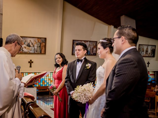 La boda de Rodrigo y Yhael en Miguel Hidalgo, Ciudad de México 13