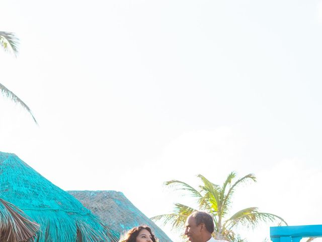 La boda de Gaby y Daniela en Cancún, Quintana Roo 18