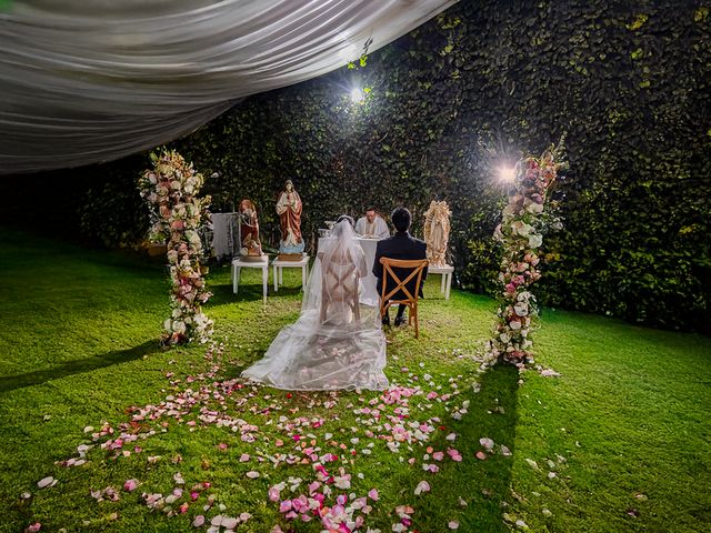 La boda de Brenda  y Alberto en Xochimilco, Ciudad de México 2