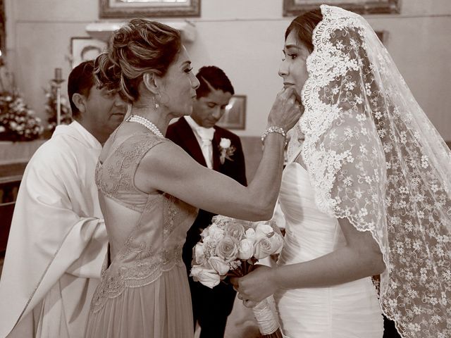 La boda de Carlos y Karla en Tampico, Tamaulipas 6