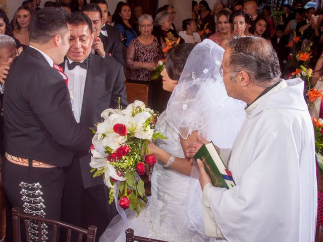 La boda de Eduardo y Valeri en Álvaro Obregón, Ciudad de México 30