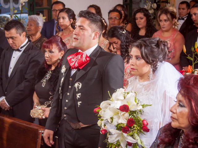 La boda de Eduardo y Valeri en Álvaro Obregón, Ciudad de México 32