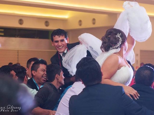 La boda de Arturo y Thalía en Poza Rica, Veracruz 10