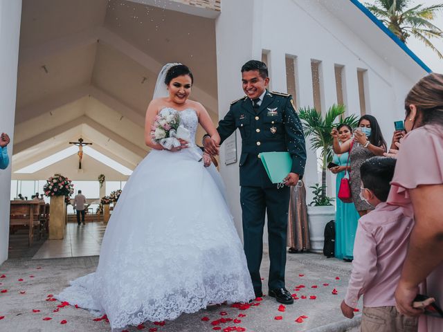 La boda de Wilfrido y Clarisa en Coyuca de Benítez, Guerrero 42