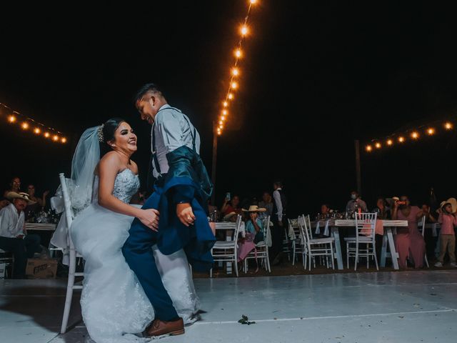 La boda de Wilfrido y Clarisa en Coyuca de Benítez, Guerrero 64